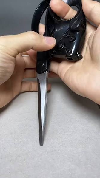 Laser Guided Scissors For Precise Cutting